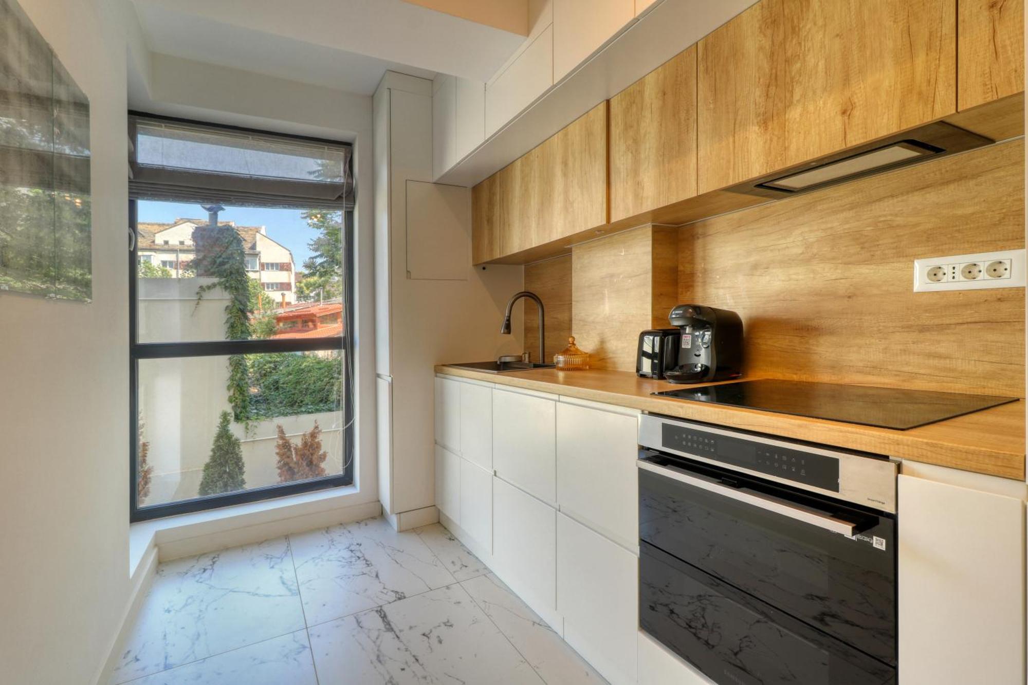 Modern Gem Apartment *